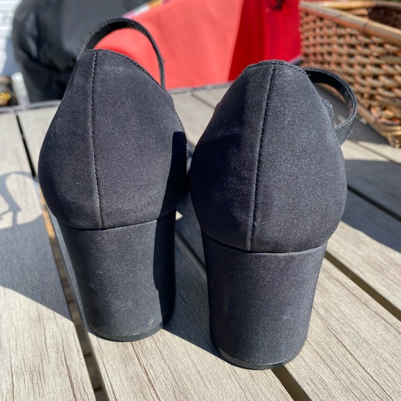 Mary Janes w/ A FLAIR! Womens Mootsie Tootsie,chunk heels with sexy strap!Goring - Picture 2 of 12